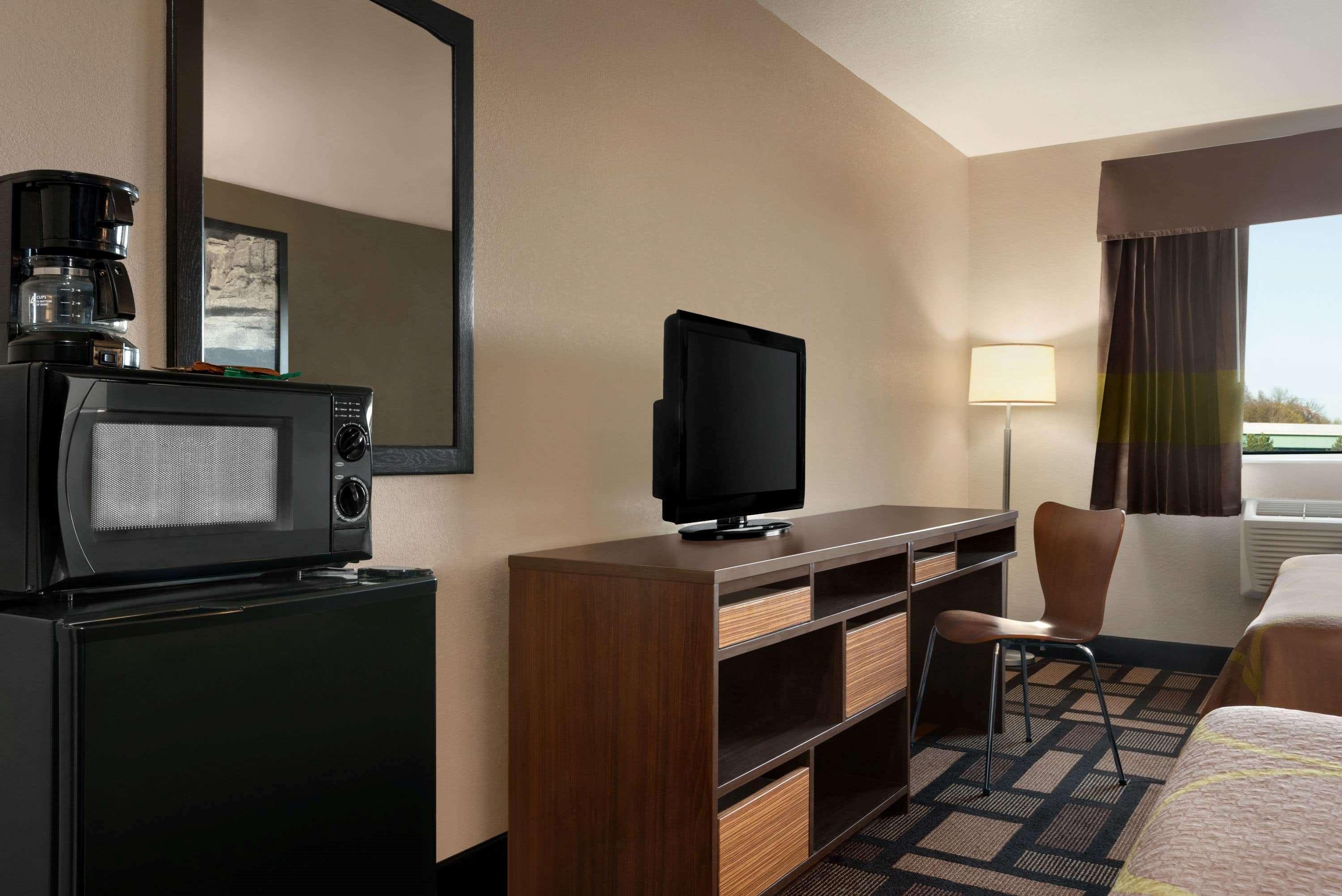 Super 8 By Wyndham Akron S/Green/Uniontown Oh Exterior photo
